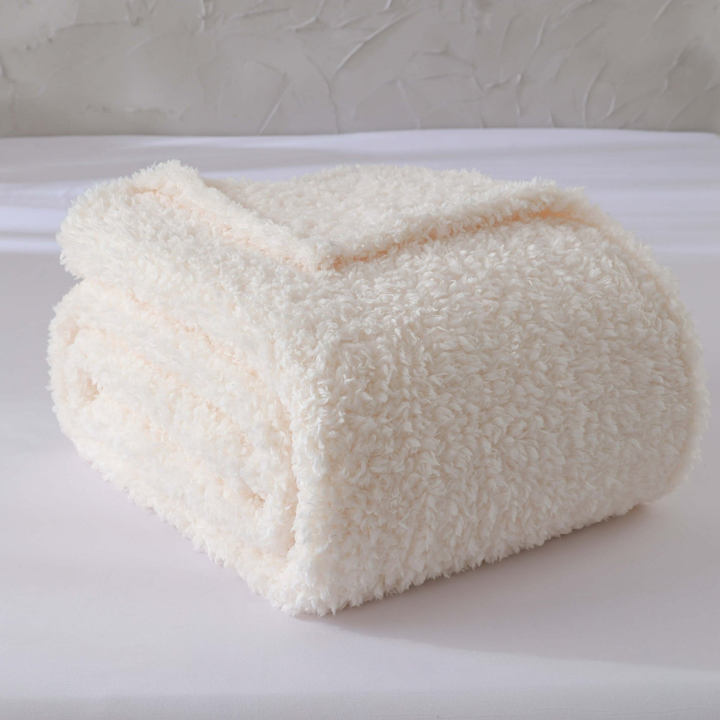 Mainstays Faux Shearling Blanket, Ivory, Full/Queen
