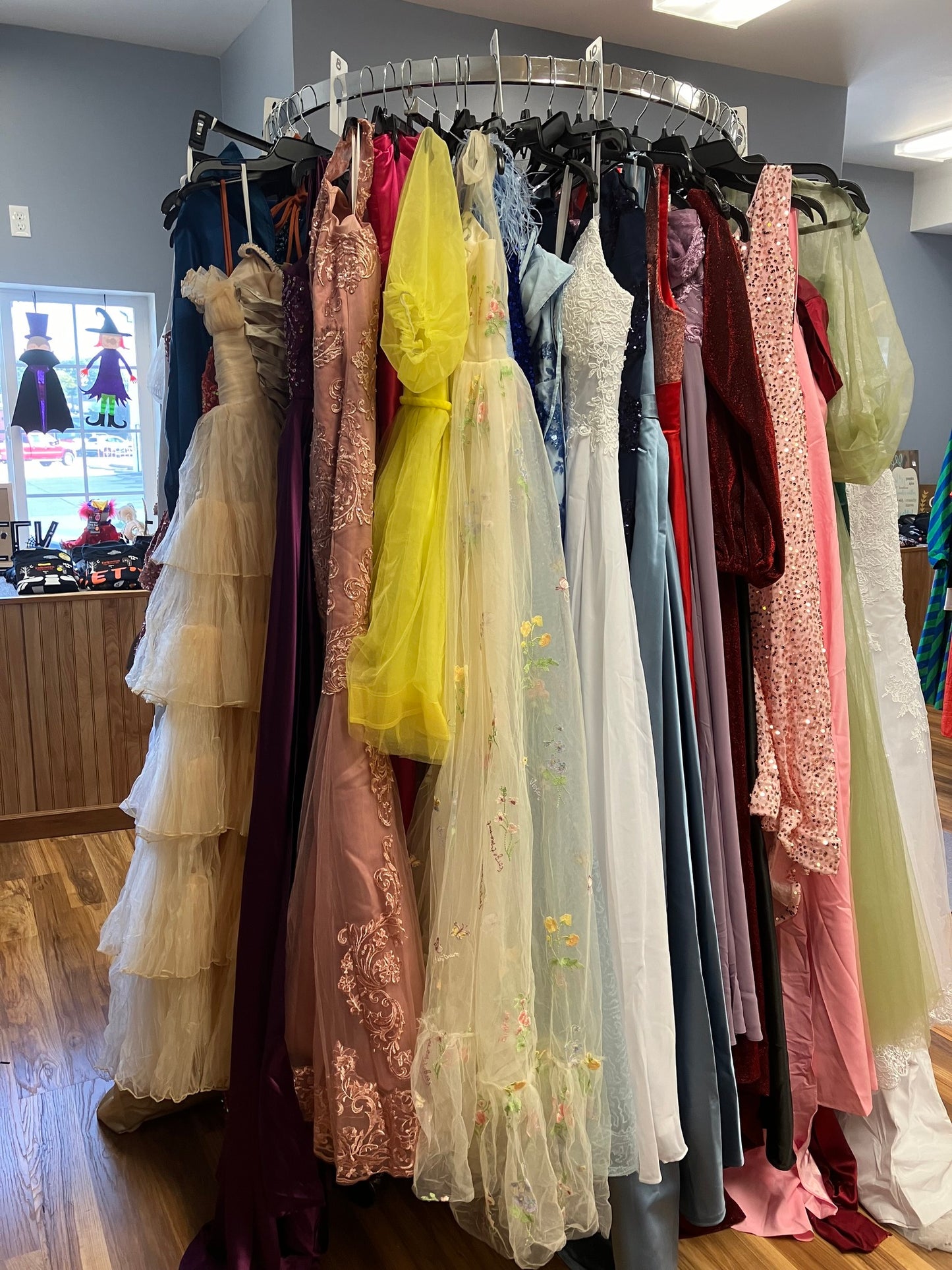 Lot of 20 NWT Formal Dresses Perfect for Prom, Homecoming, Cruises, Costumes, Mother-of the-Bride & More