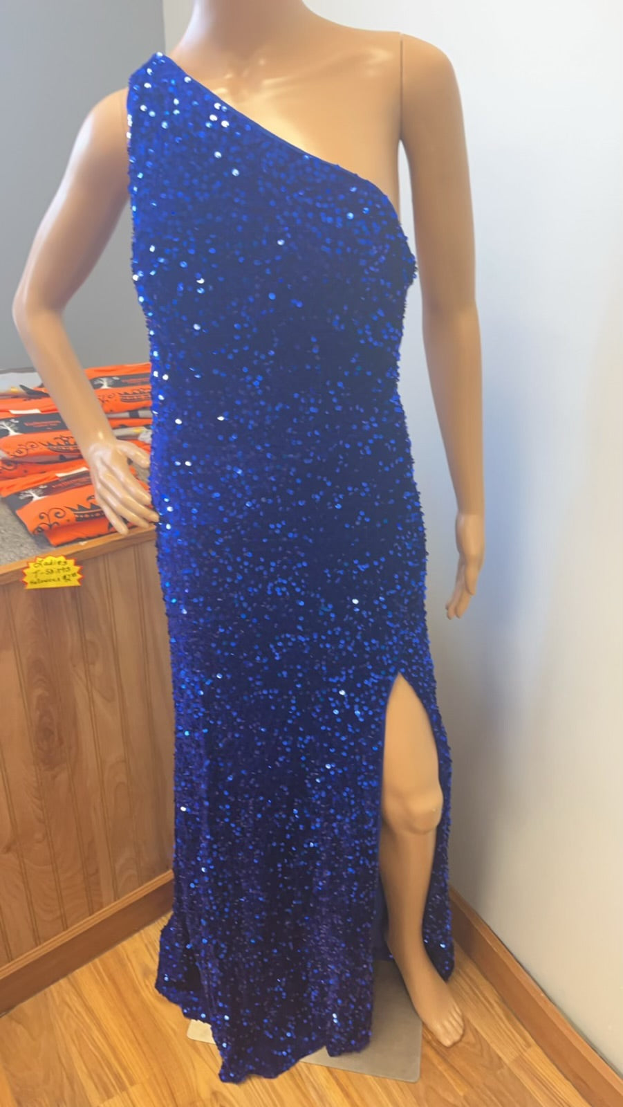 Lot of 20 NWT Formal Dresses Perfect for Prom, Homecoming, Cruises, Costumes, Mother-of the-Bride & More
