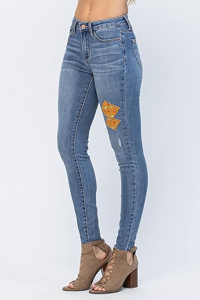 Judy Blue Mid Rise 70s Patch Stretch Fit Skinny Jeans 88507